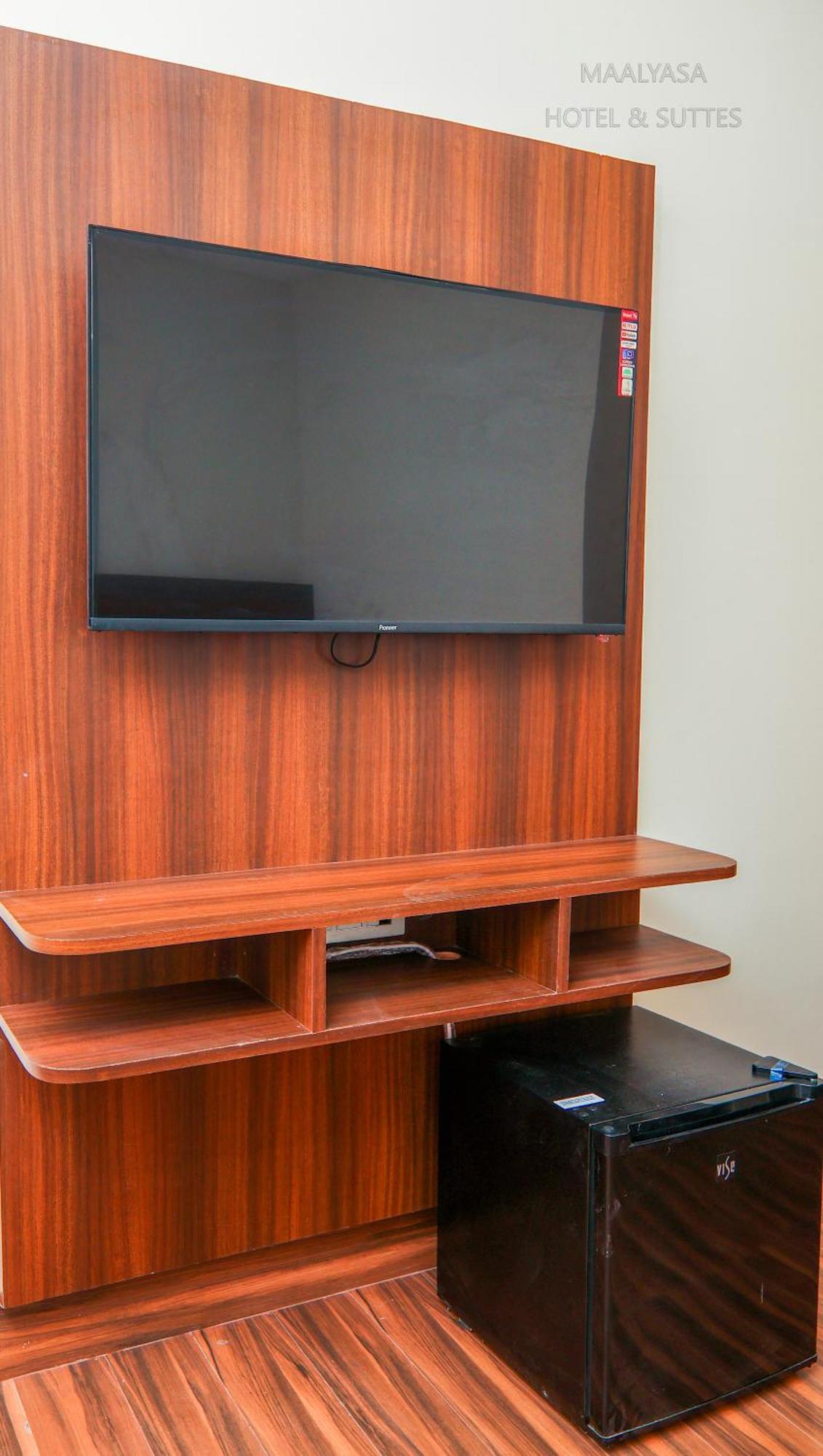 Maalyasa Hotel And Suites Hyderabad Luaran gambar