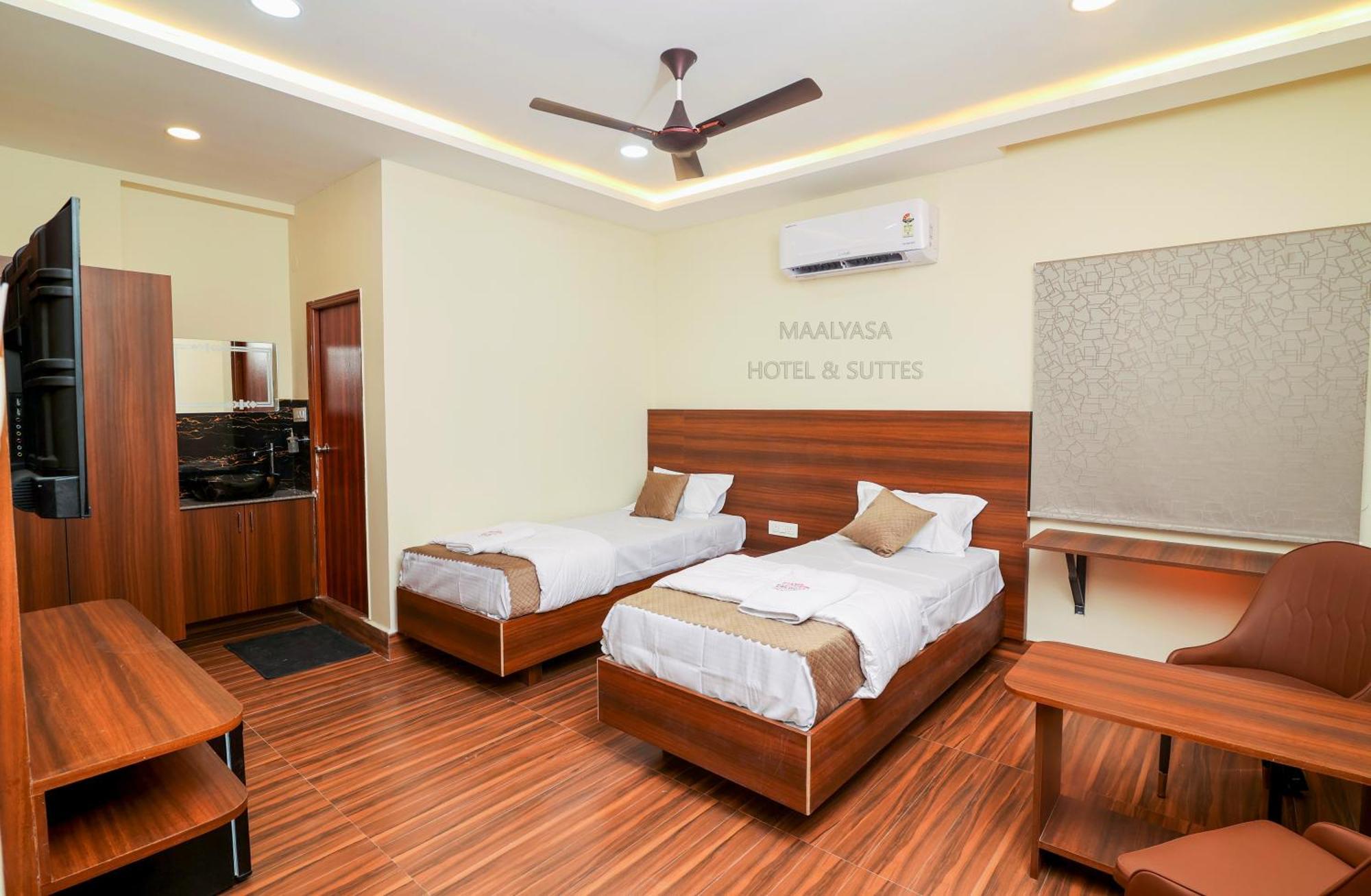 Maalyasa Hotel And Suites Hyderabad Luaran gambar